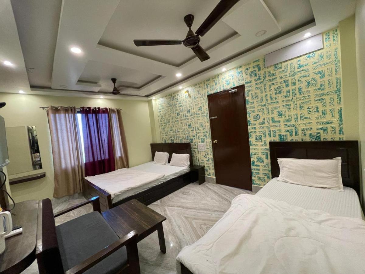 Dubby Indian Hotel Inn ! 普里 外观 照片
